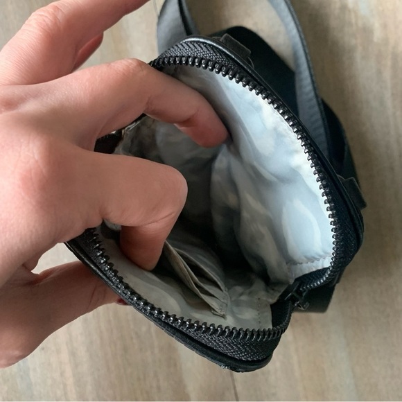 Aimee Kestenberg Just Saying cross body bag quilted nylon black - Picture 4 of 8